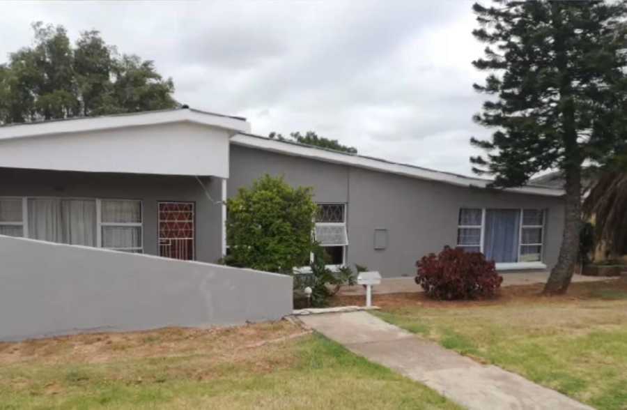 3 Bedroom Property for Sale in Bothasrus Eastern Cape